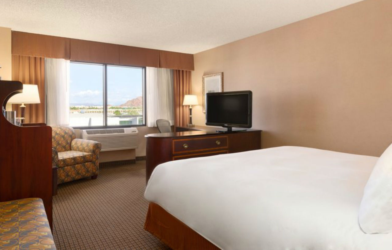 Radisson Hotel Phoenix Airport Exterior foto